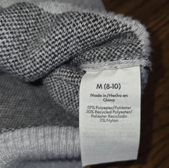 No Boundaries Cat Face Cropped Cardigan Size Medium Gray Soft Sweater AOP NWOT - Picture 7 of 7